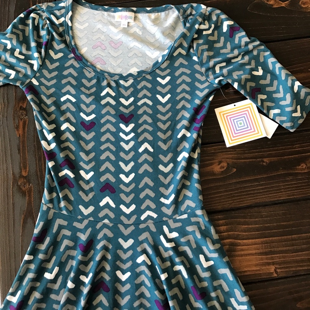 Lula Roe XS Nicole dress. New with tags