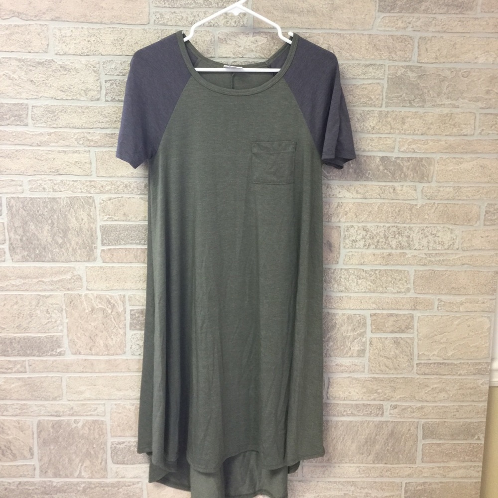 Olive Carly with grey sleeves