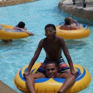 Meet your Posher, Roderick