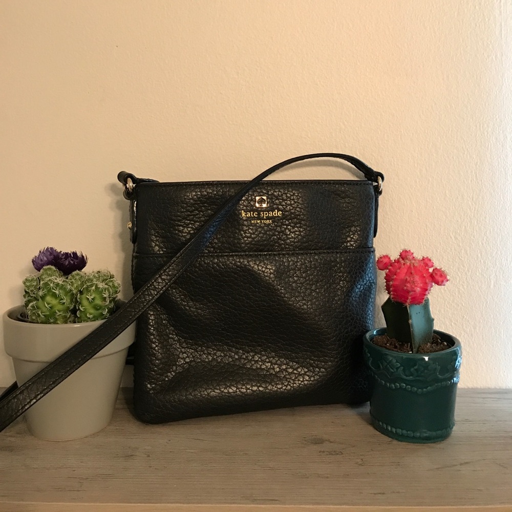 ⚡️SALE⚡️♠️Kate Spade ♠️ Black Leather Cross-body