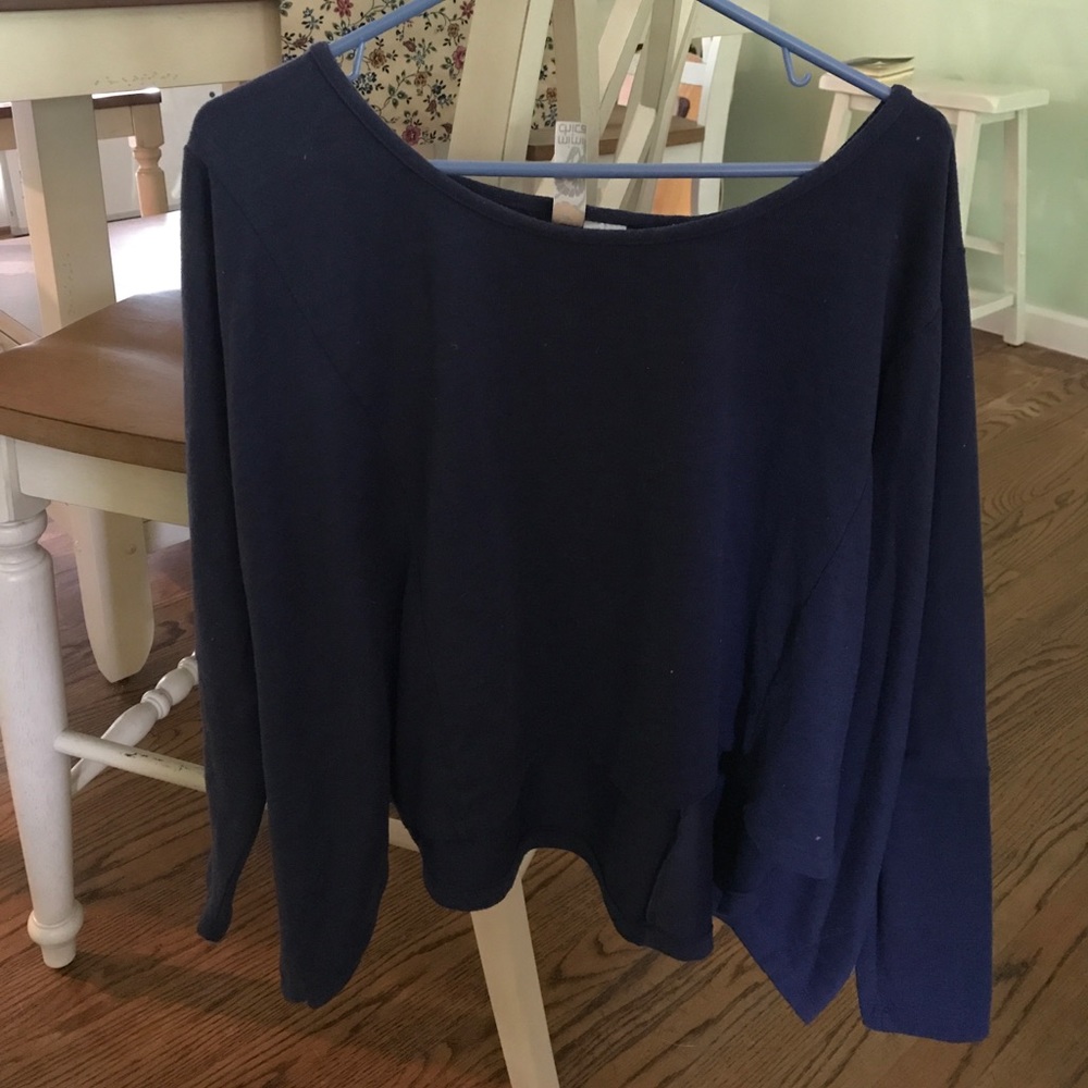 Scoop neck navy sweater