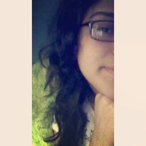 Meet your Posher, Noelia