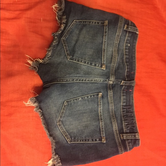 PINK. Size 6. Blue jean shorts. - Picture 2 of 2