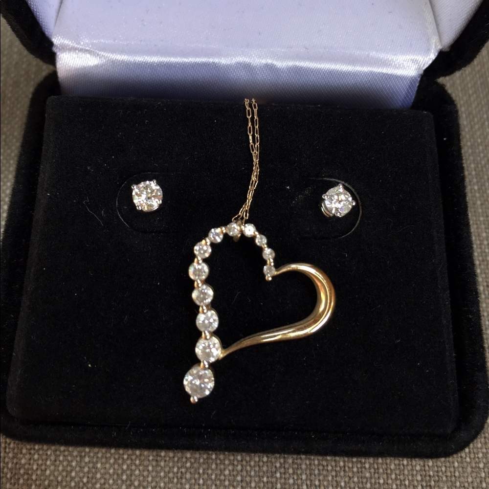 Diamond heart necklace