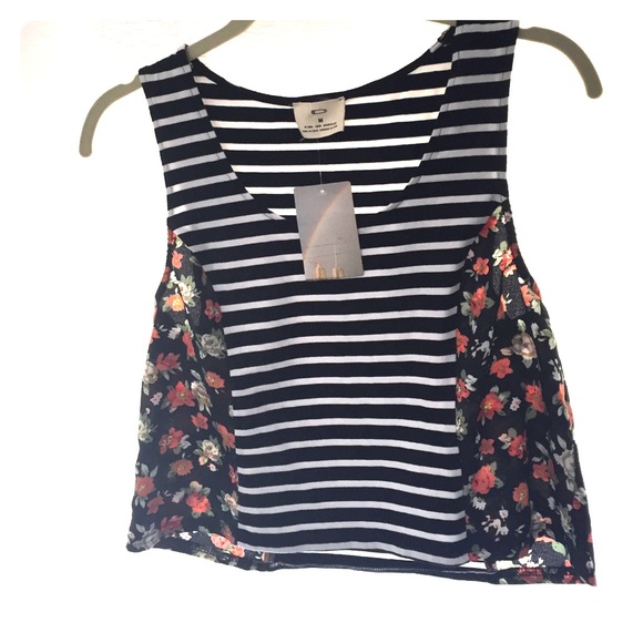 SALE💕 Urban Outfitters Pins and Needles Tank Crop - Picture 1 of 3