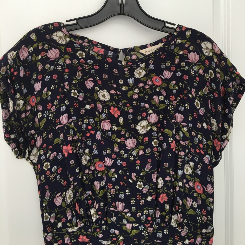 Stylish, flowy, lightweight summer floral dress