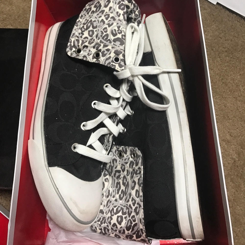Coach Size 8 Bobbey Sneakers