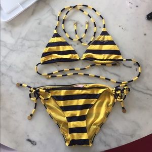 Juicy bikini