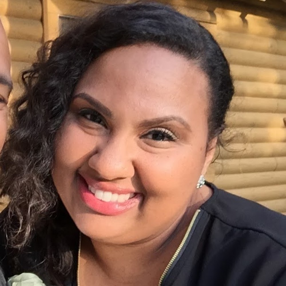 Meet your Posher, Domonique