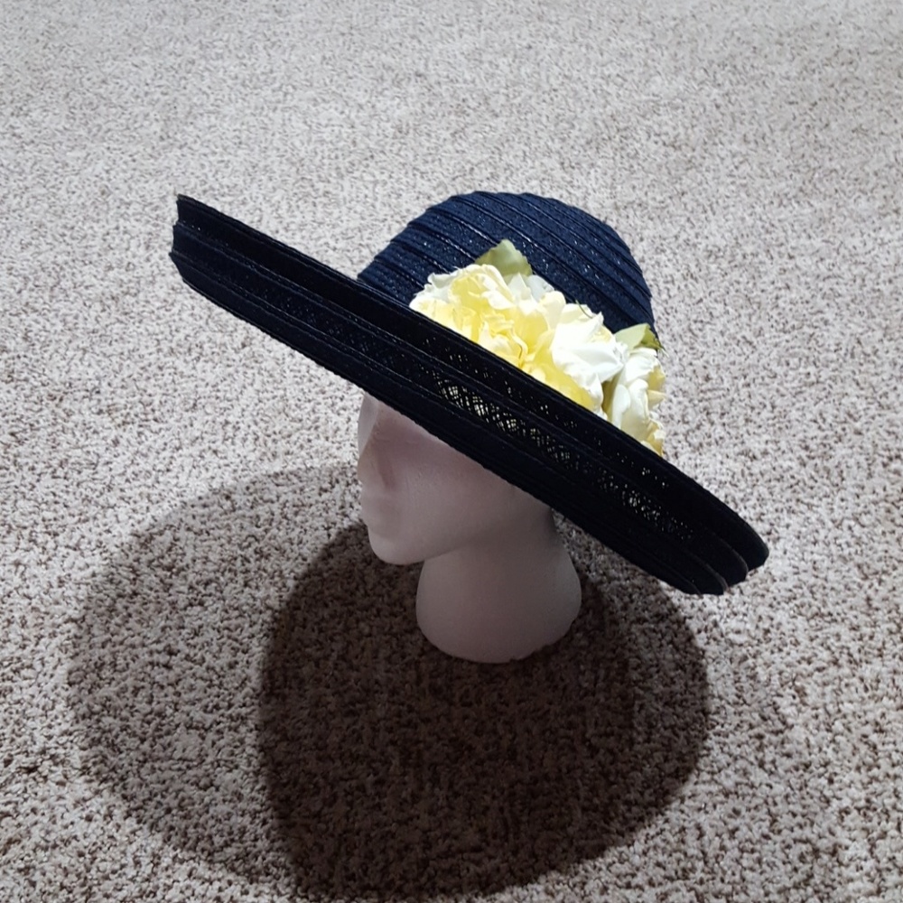 Navy with Yellow Flower