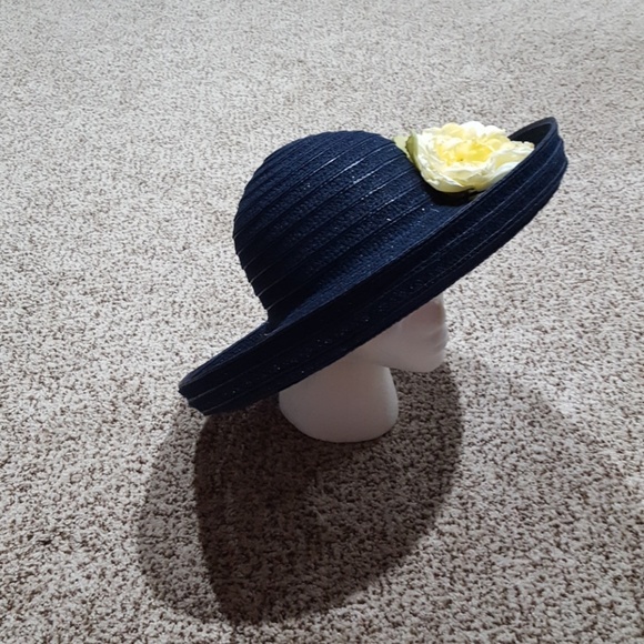 Navy with Yellow Flower - Picture 2 of 3