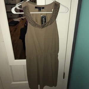 NEW WITH TAGS Forever 21 Dress!