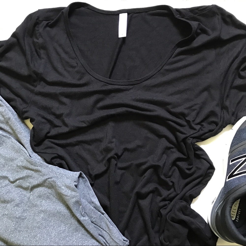 LulaRoe black classic tee