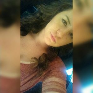 Meet your Posher, Nona