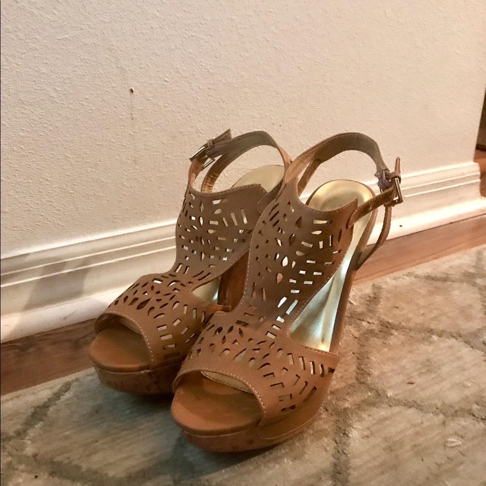 brown wedges!