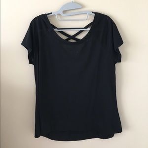 Torrid shirt, size 00, crossed in the back!