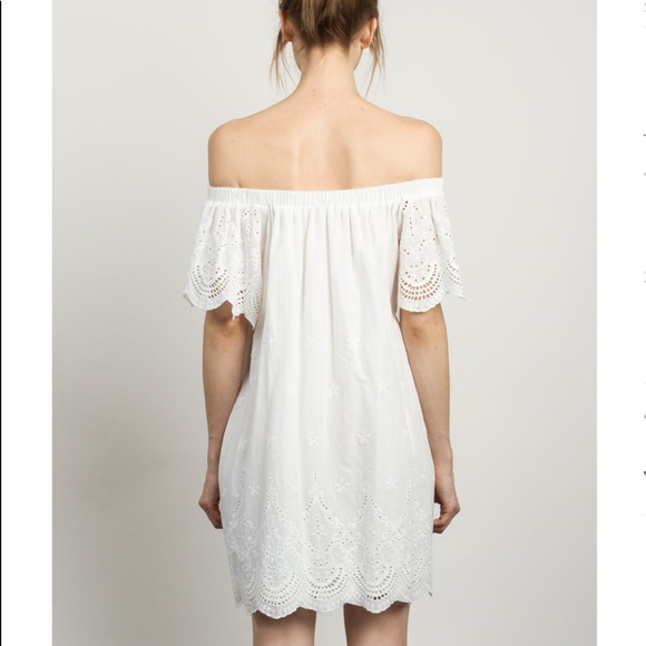 Off-shoulder Embroidered Eyelet Dress! - Picture 2 of 6