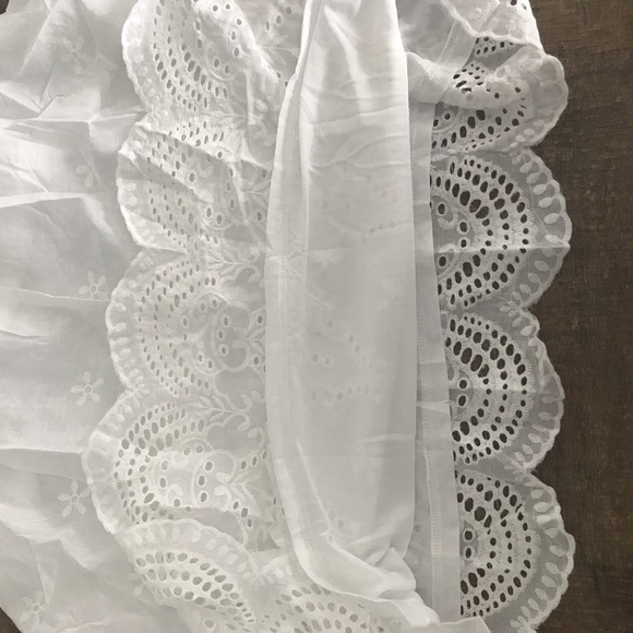 Off-shoulder Embroidered Eyelet Dress! - Picture 6 of 6