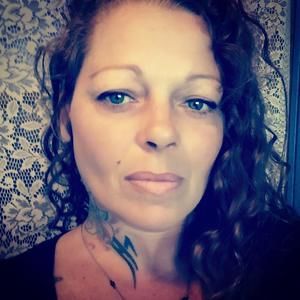 Meet your Posher, Denise