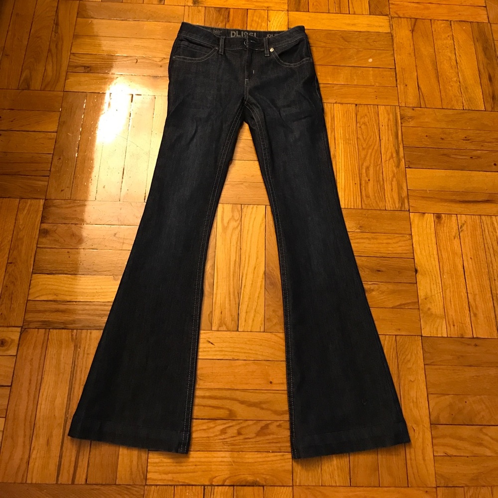 NEVER WORN DL1961 Jeans