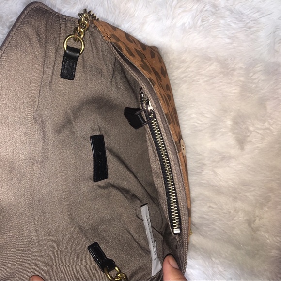 ZARA Clutch 💕✨ - Picture 3 of 3