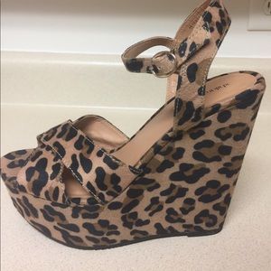 Xhilaration 6inch leopard print wedges