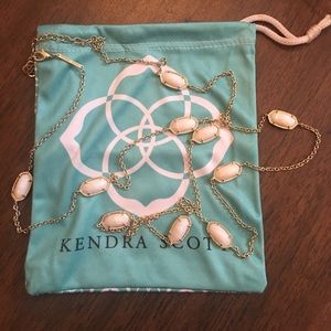 😍Kendra Scott Kellie Necklace😍