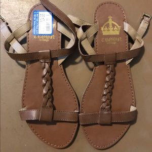 Brown sandals size 7 -Brand New