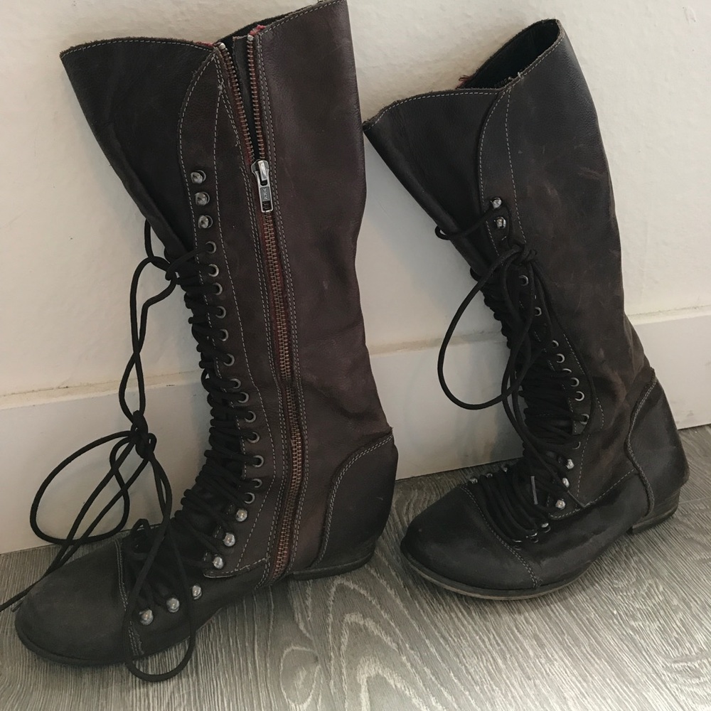 Steve Madden Perrin boots