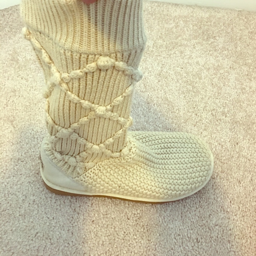 Ugg classic argyle knit boot in cream