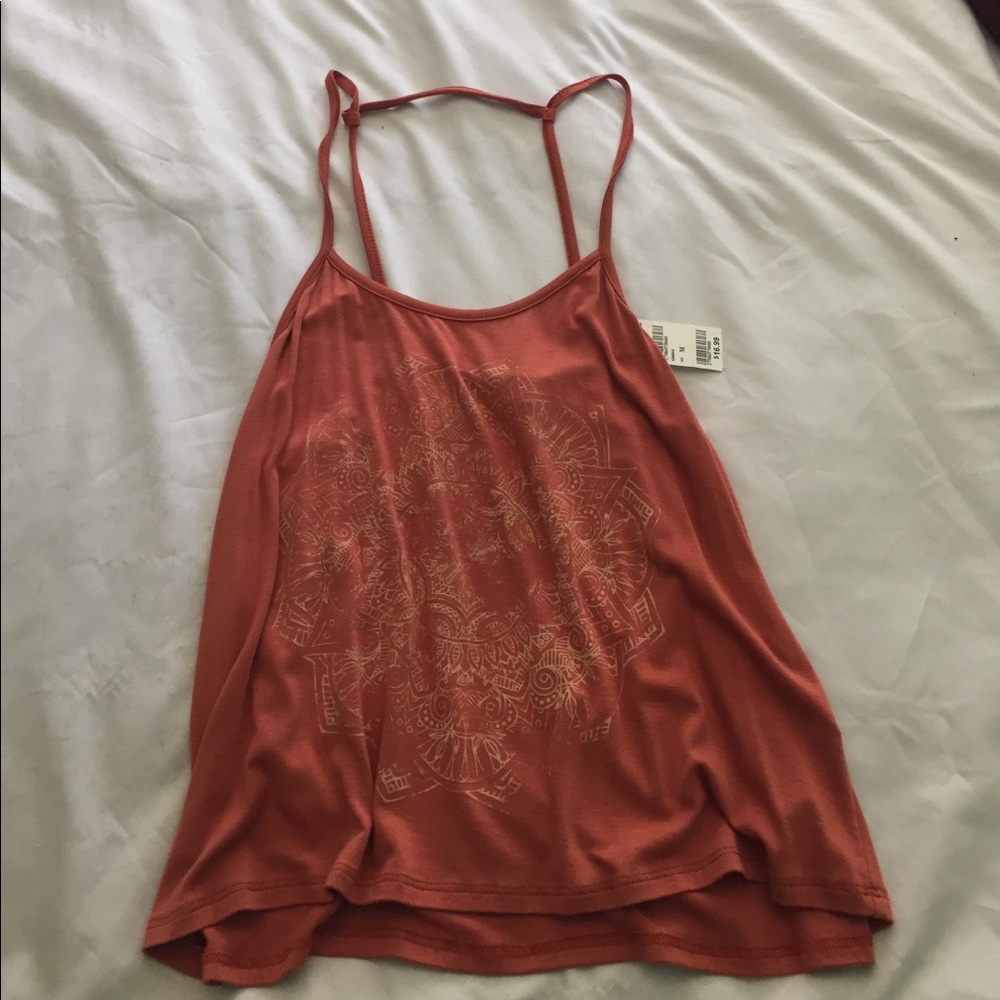 Tillys low-back tank