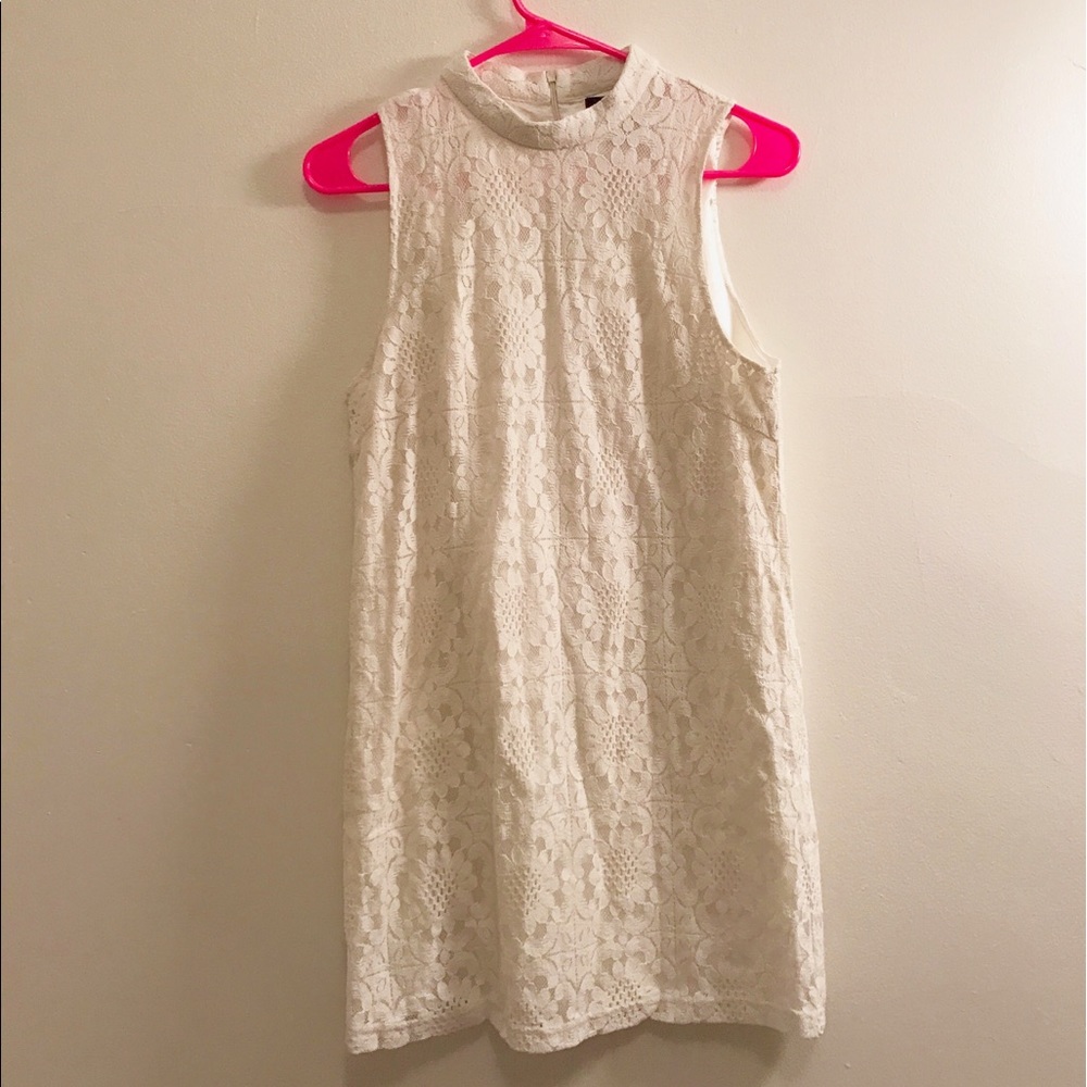 Forever 21 boho hippie high neck white lace dress