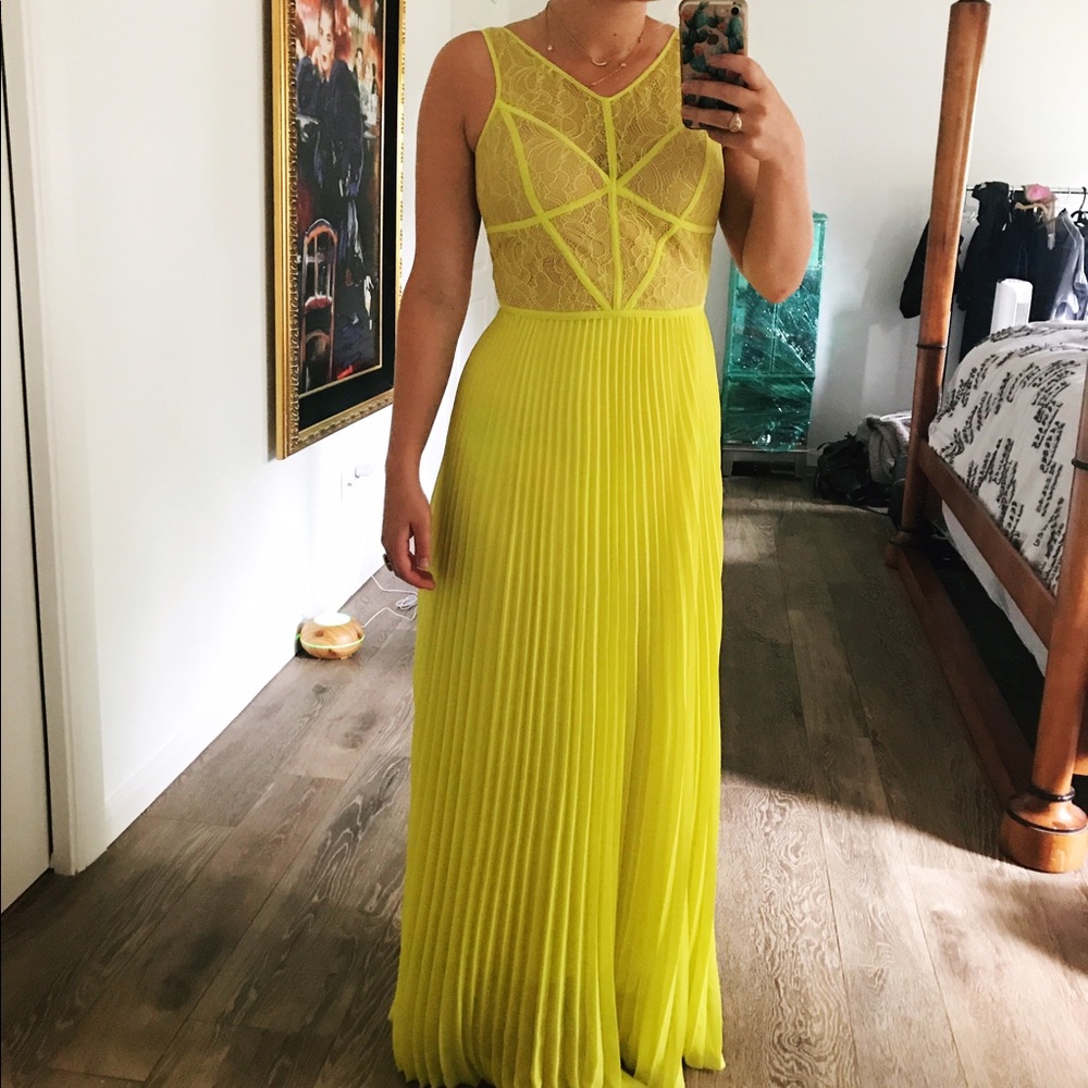 NWT BCBG yellow formal dress