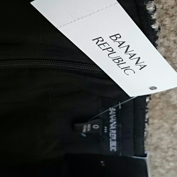 Tweed Office Skirt - Picture 4 of 4