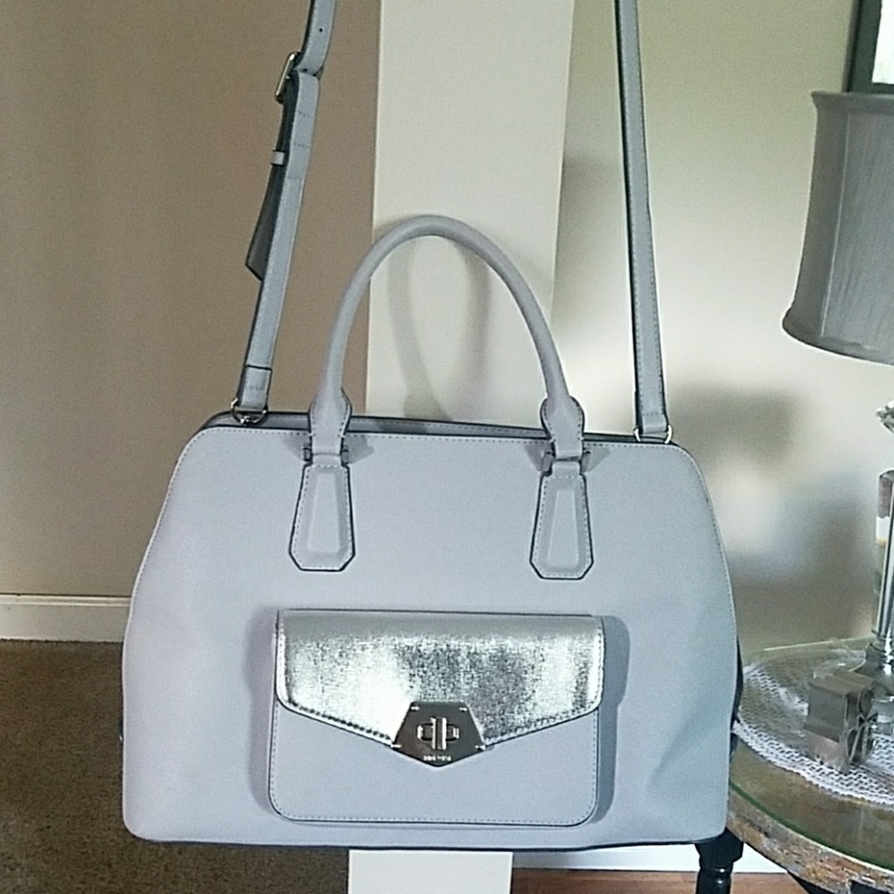 Nine west cross body and handle purse
