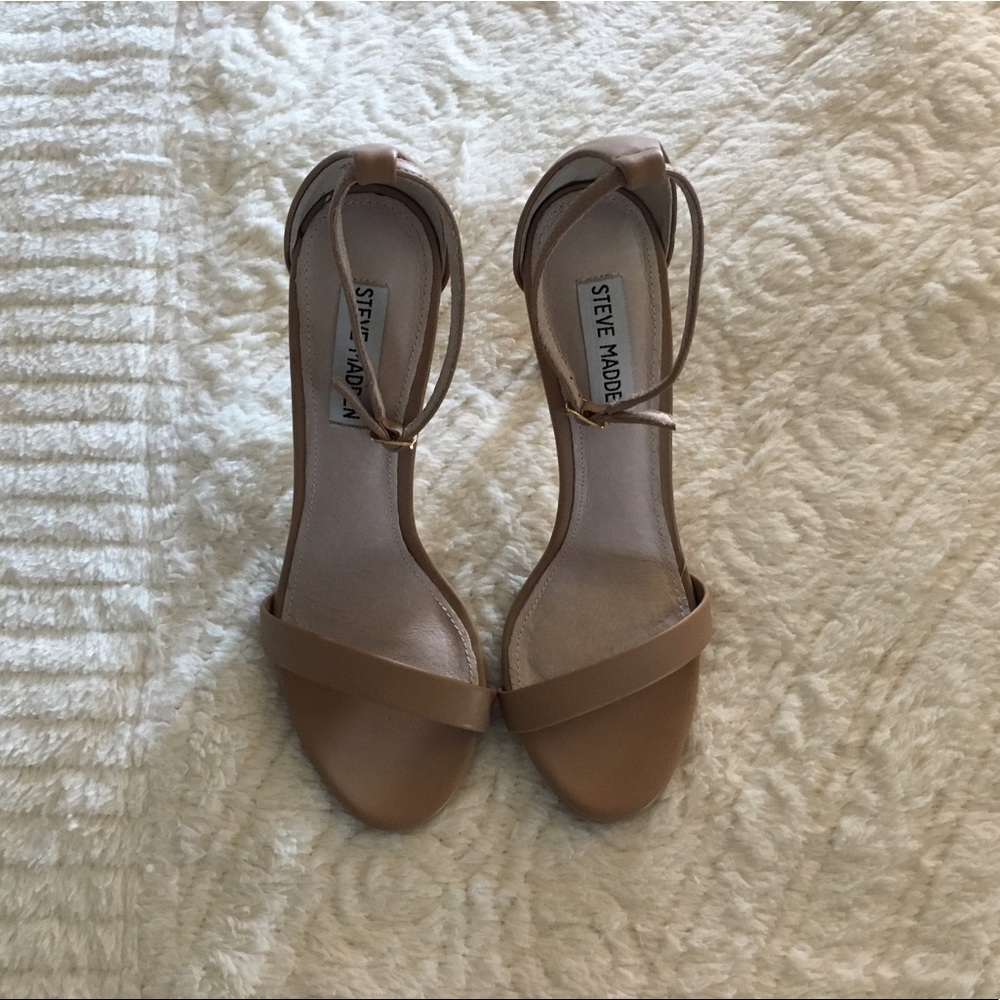 Nude Steve Madden Stecy heels