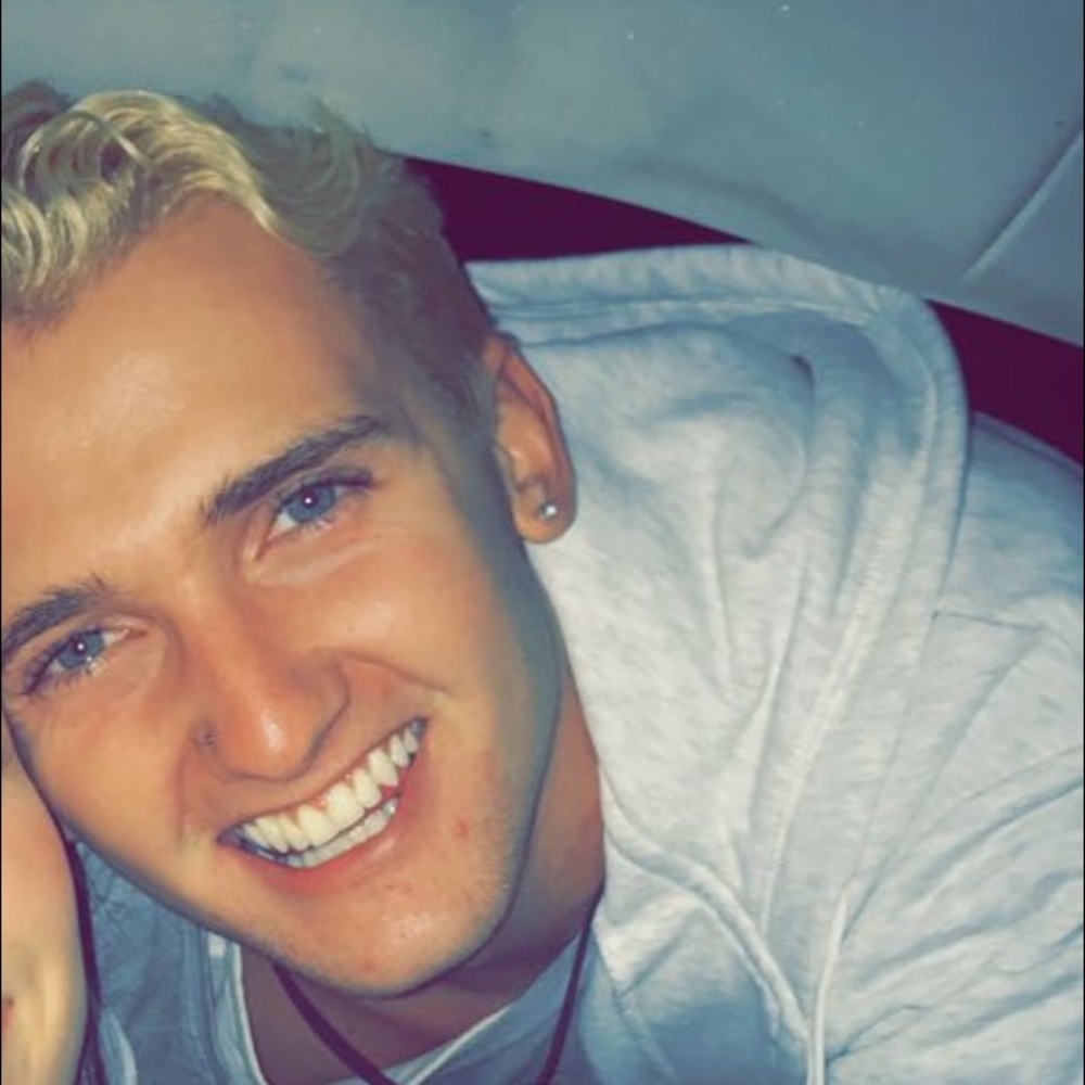 Meet your Posher, Jake
