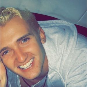 Meet your Posher, Jake