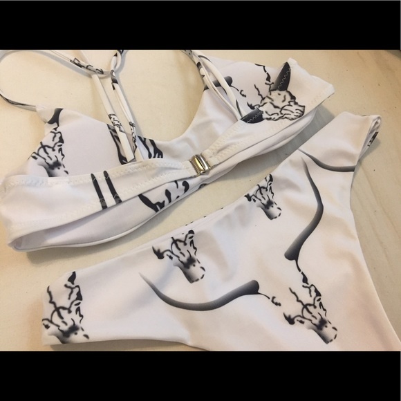 Animal Skull Bikini Set - Picture 3 of 5