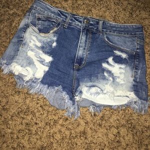 American Eagle Outfitters distressed denim shorts