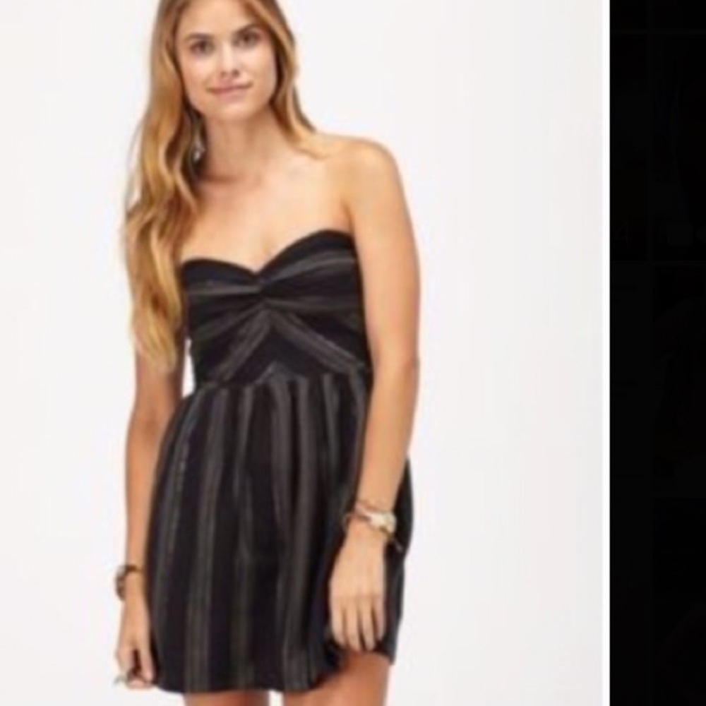 Black stripped dress