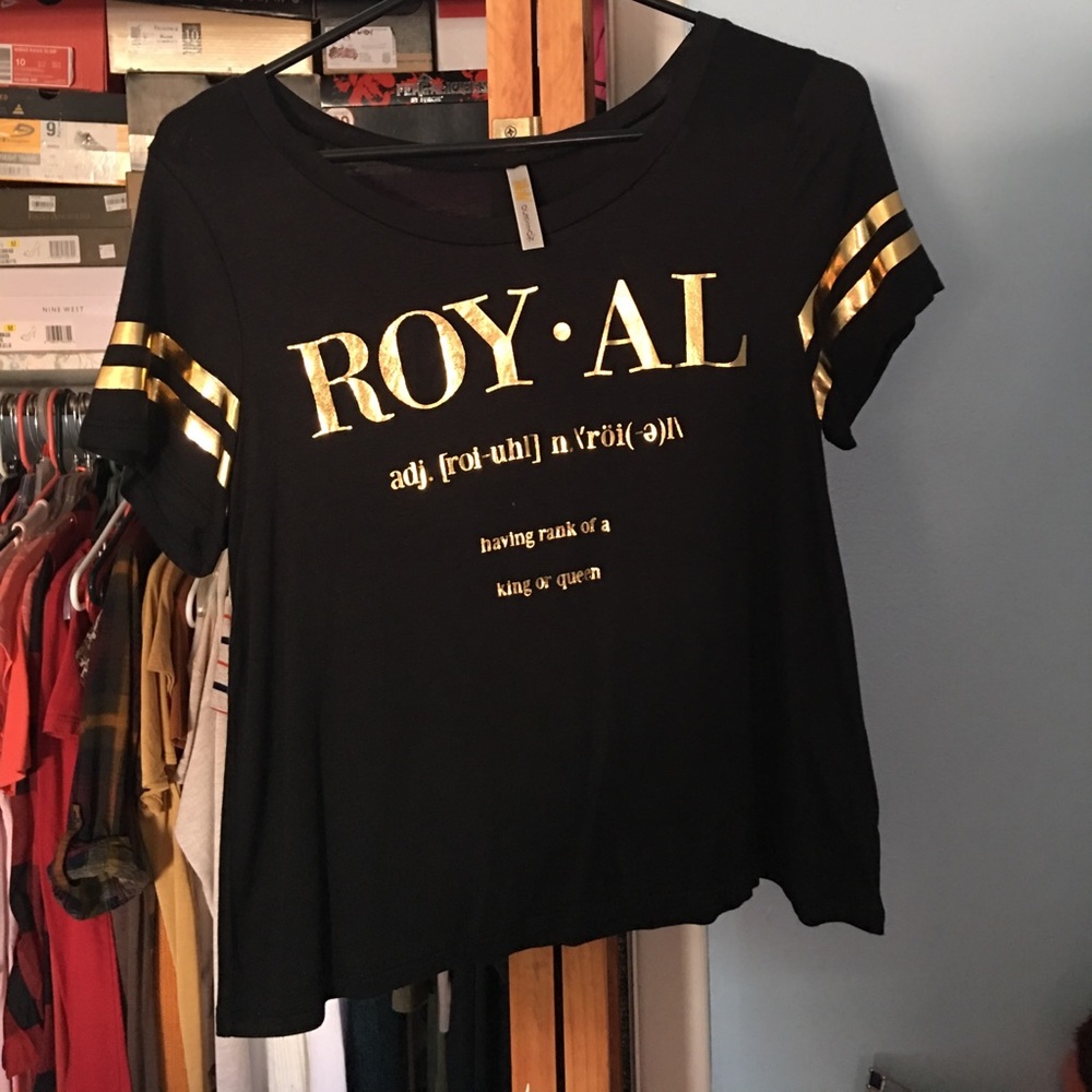 Graphic tee