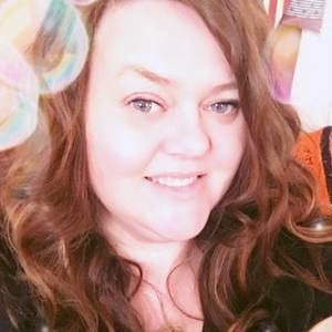 Meet your Posher, Pamela