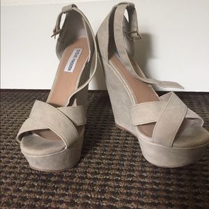 Steve Madden Wedges