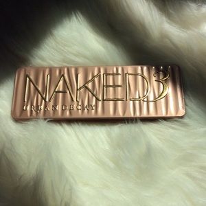 Urban Decay Naked 3 Eyeshadow Palette