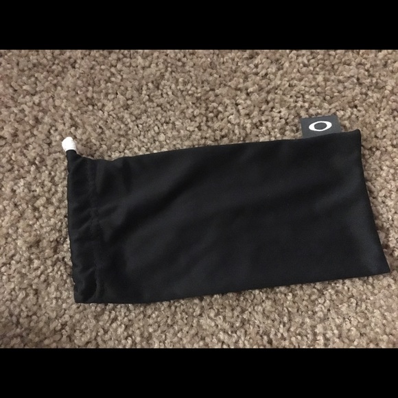 Authentic Oakley Sunglasses main image 6