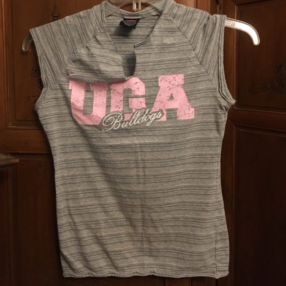 UGA Nike top