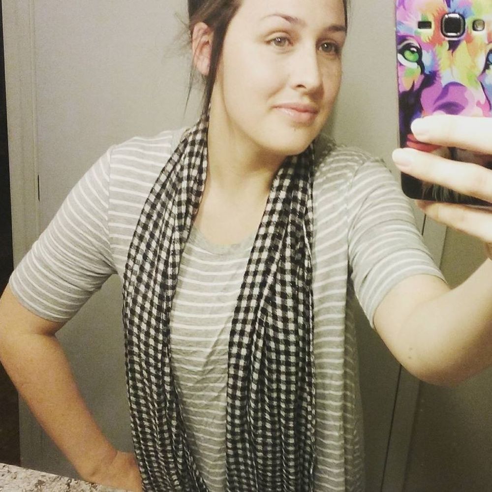 Meet your Posher, Ciera