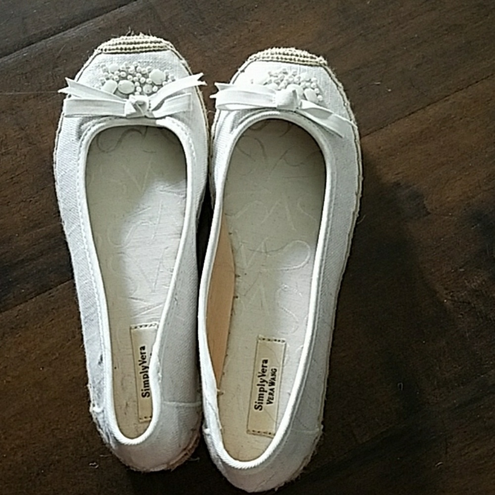 Vera Wang slip on shoes