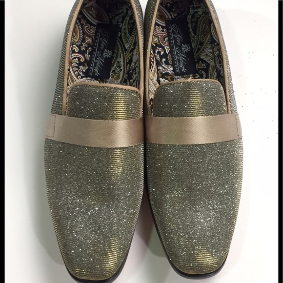 Gold Men's Shoe - Picture 1 of 4